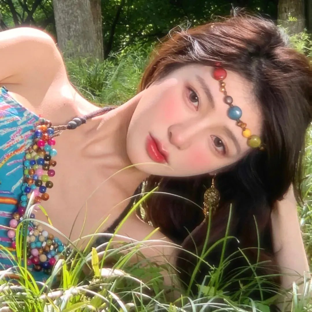 冰属性男子与酷酷女同事